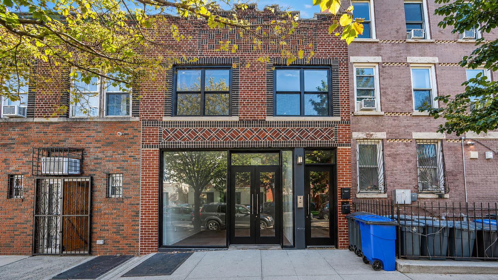 85 Rockaway Ave